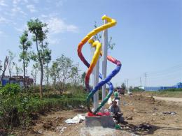 hj1738 不銹鋼雕塑-針線之魅_青島國際服裝城不銹鋼雕塑、石雕、玻璃鋼雕塑_濱州宏景雕塑有限公司